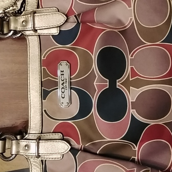 Coach Bag - Picture 2 of 3